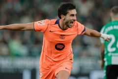 Barca là 'vua ngược dòng'